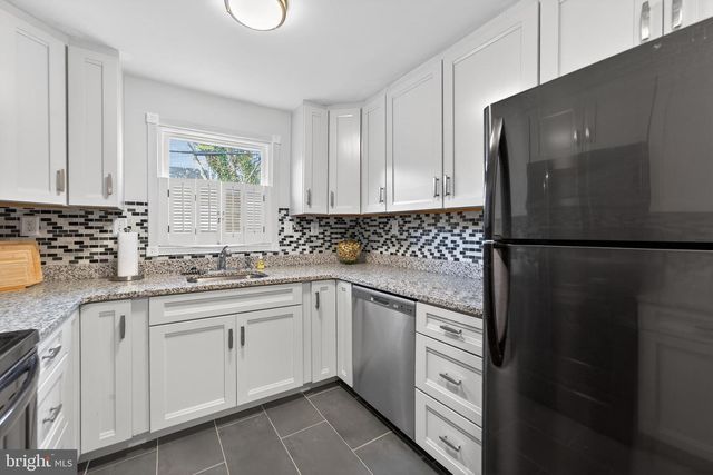 1610 W 10TH ST, Wilmington, DE 19805