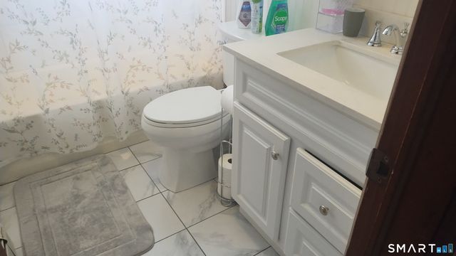 133 Evelyn Street, Stratford, CT 06615