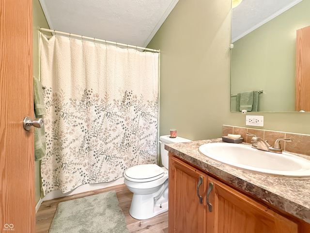 25 Aurora Ann Lane, Bedford, IN 47421