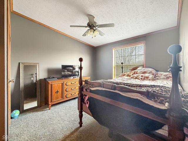 25 Aurora Ann Lane, Bedford, IN 47421