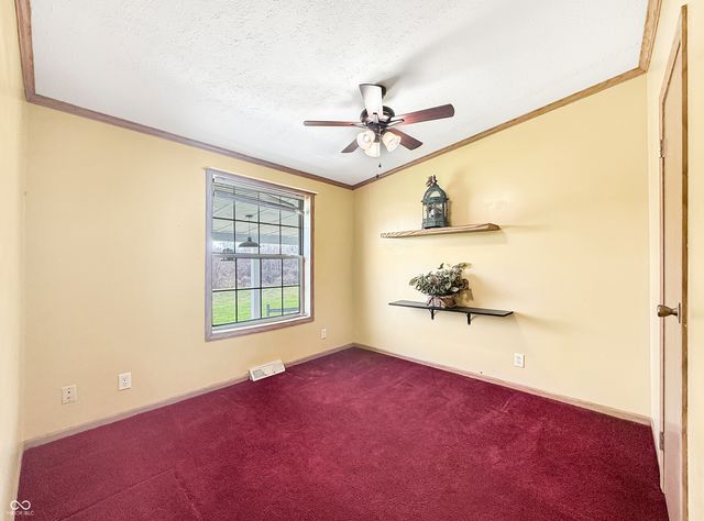 25 Aurora Ann Lane, Bedford, IN 47421