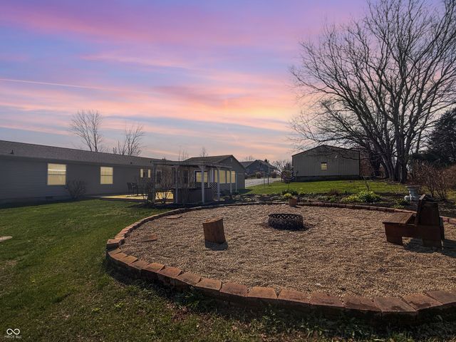 25 Aurora Ann Lane, Bedford, IN 47421