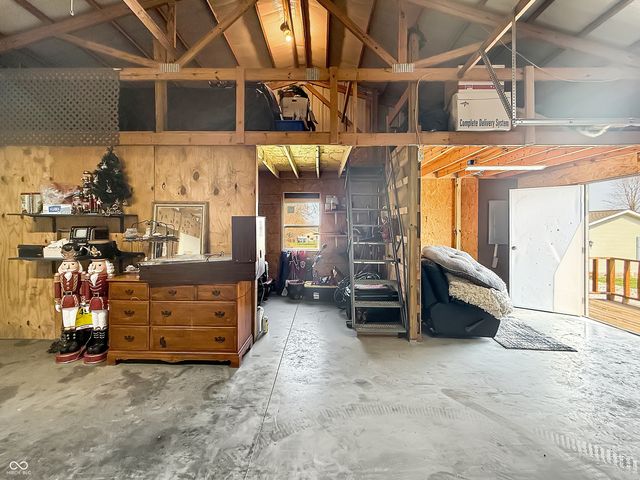 25 Aurora Ann Lane, Bedford, IN 47421