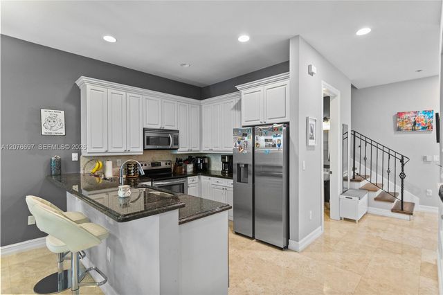 1139 N Victoria Park Road, Fort Lauderdale, FL 33304