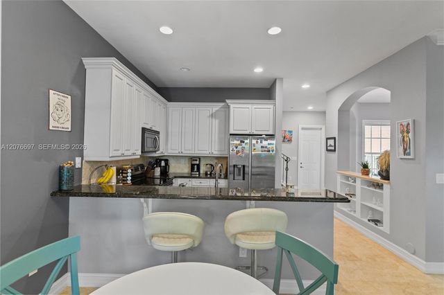 1139 N Victoria Park Road, Fort Lauderdale, FL 33304