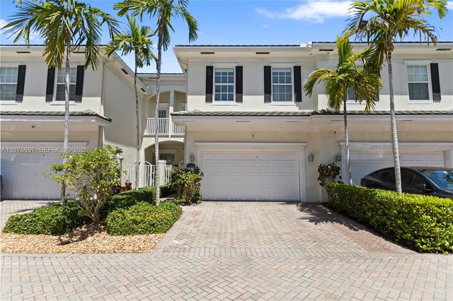 1139 N Victoria Park Road, Fort Lauderdale, FL 33304