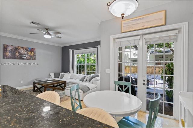 1139 N Victoria Park Road, Fort Lauderdale, FL 33304