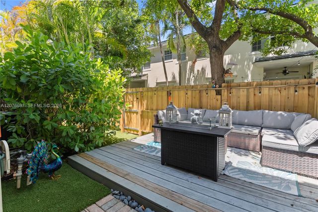 1139 N Victoria Park Road, Fort Lauderdale, FL 33304
