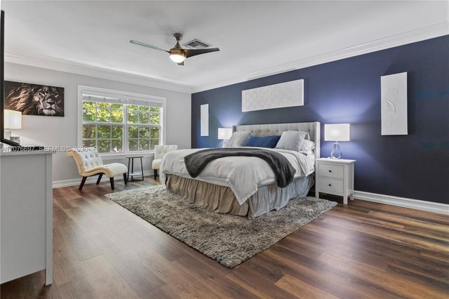 1139 N Victoria Park Road, Fort Lauderdale, FL 33304
