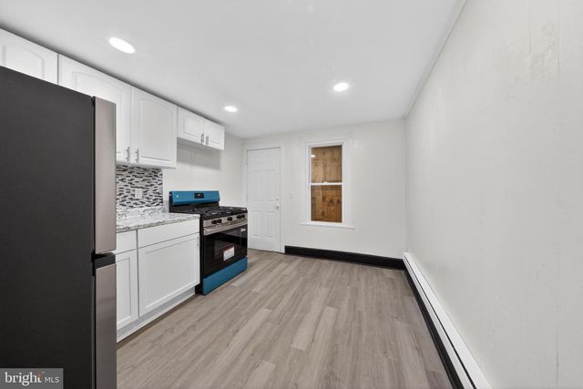 605 E 10TH ST, Wilmington, DE 19801