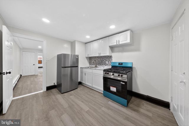 605 E 10TH ST, Wilmington, DE 19801