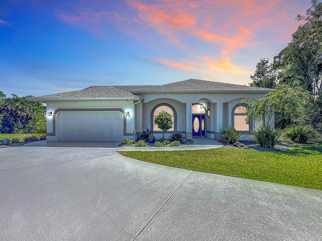 5 Cher Court, Palm Coast, FL 32137