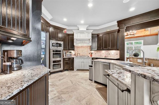 5829 Swinging Gate Road, Gainesville, GA 30506