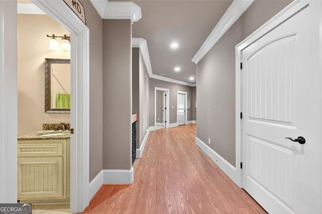 5829 Swinging Gate Road, Gainesville, GA 30506