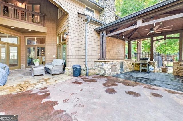 5829 Swinging Gate Road, Gainesville, GA 30506