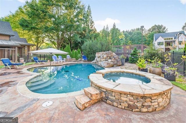 5829 Swinging Gate Road, Gainesville, GA 30506