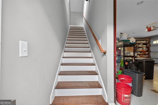 5829 Swinging Gate Road, Gainesville, GA 30506