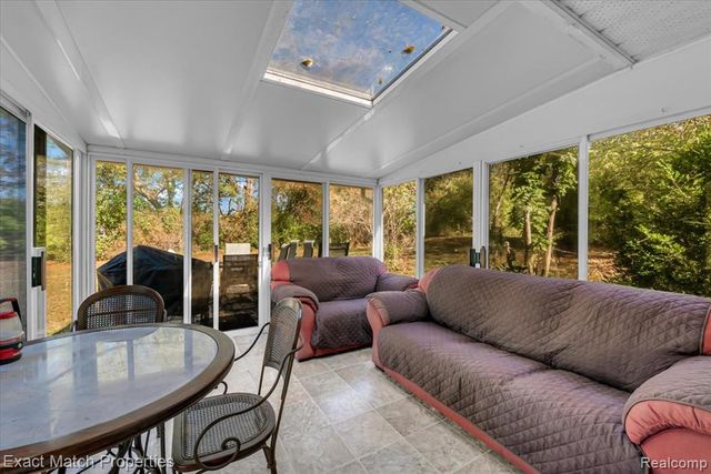 7600 Haley Road, White Lake, MI 48383