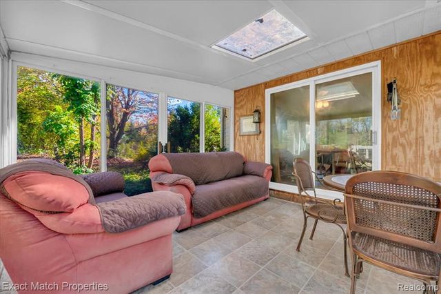 7600 Haley Road, White Lake, MI 48383