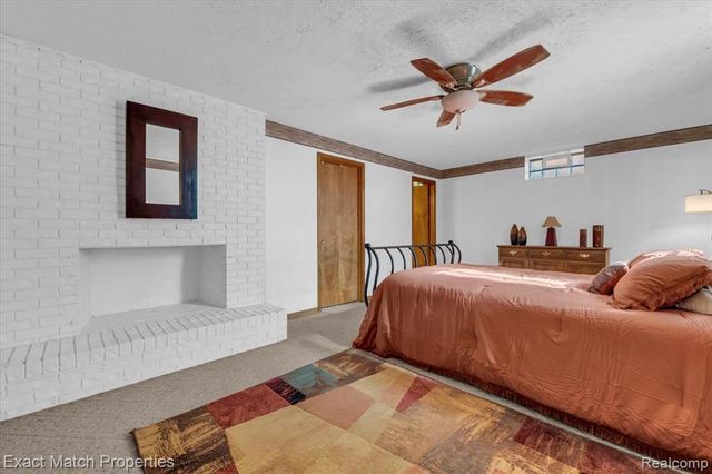 7600 Haley Road, White Lake, MI 48383