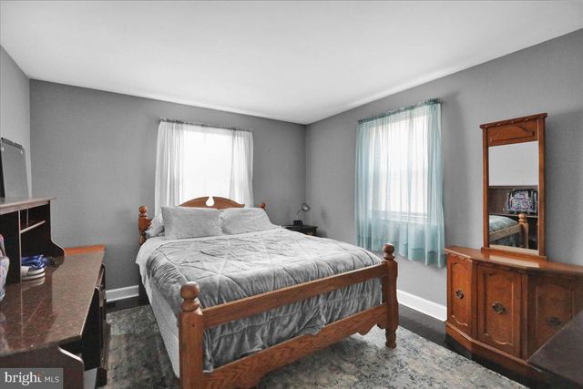 135 CHESTNUT ST, Shillington, PA 19607