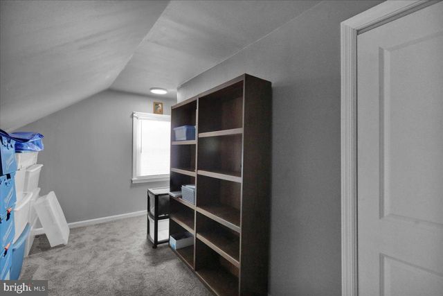 135 CHESTNUT ST, Shillington, PA 19607