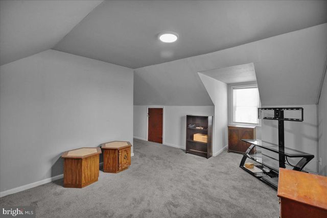 135 CHESTNUT ST, Shillington, PA 19607