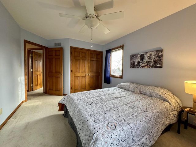 375 Regatta DRIVE, Port Washington, WI 53074