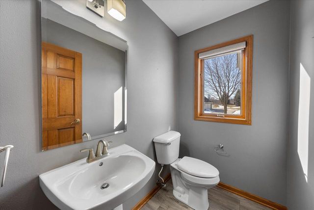 375 Regatta DRIVE, Port Washington, WI 53074