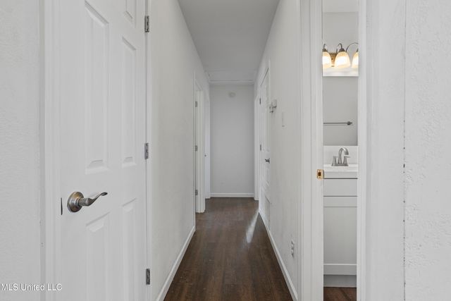 3709 Pineview Drive, Pascagoula, MS 39581