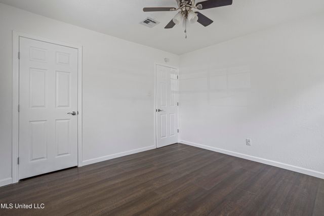 3709 Pineview Drive, Pascagoula, MS 39581