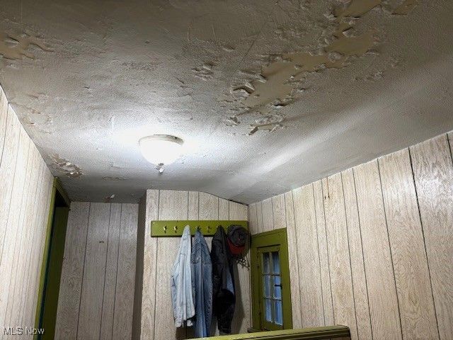 4577 Emerson Road, South Euclid, OH 44121