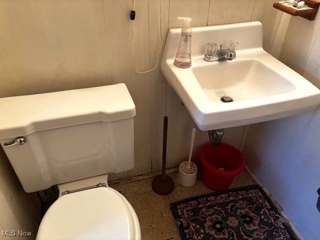 4577 Emerson Road, South Euclid, OH 44121