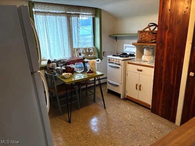 4577 Emerson Road, South Euclid, OH 44121