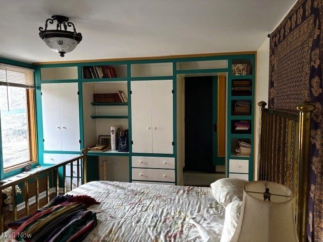 4577 Emerson Road, South Euclid, OH 44121