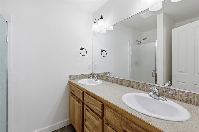 1720 N Bessie Ln, Spokane Valley, WA 99212