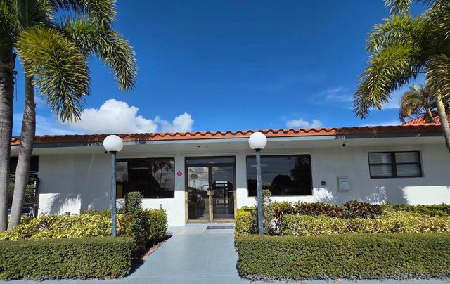 2001 W Woolbright Road F203, Boynton Beach, FL 33426