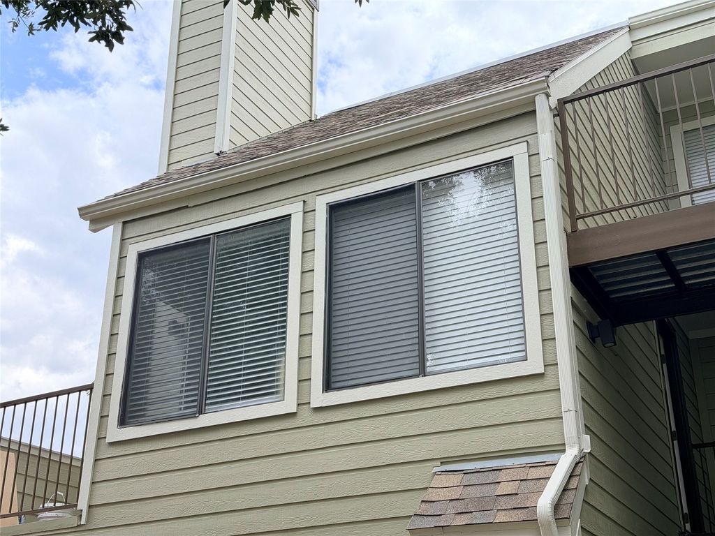 3117 Sondra Drive 205, Fort Worth, TX 76107 — photo 2
