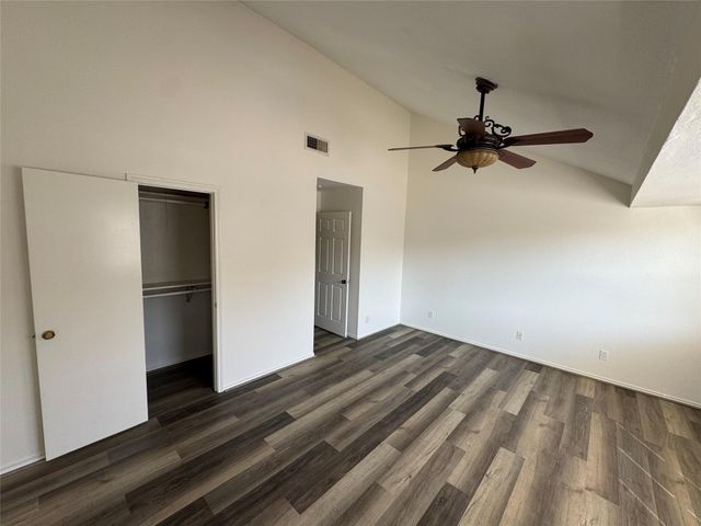 1103 Dulles 202, Stafford, TX 77477