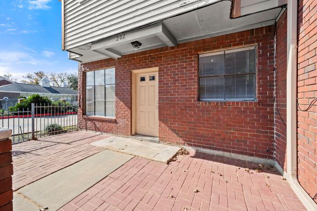 1103 Dulles 202, Stafford, TX 77477