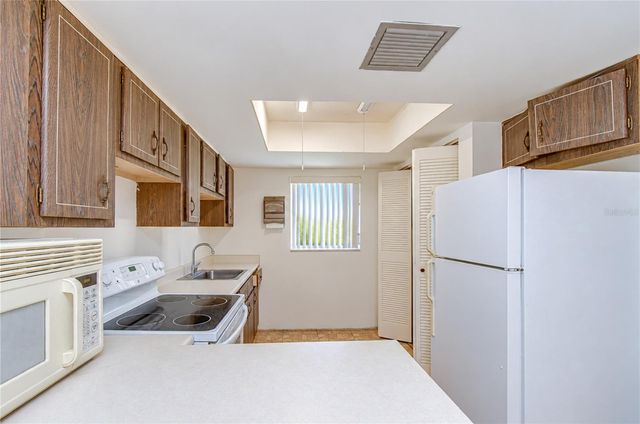 4500 E BAY DRIVE 139, Clearwater, FL 33764