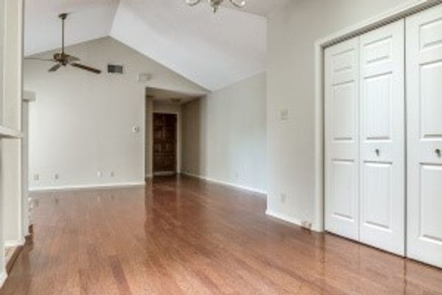 5200 Martel Avenue 33C, Dallas, TX 75206