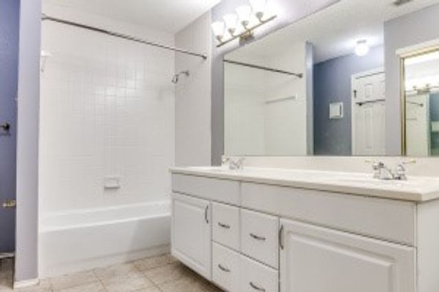 5200 Martel Avenue 33C, Dallas, TX 75206