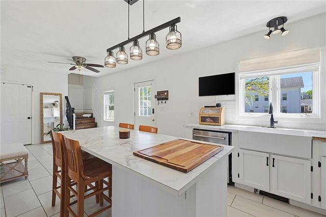 11 John Street, Cumberland, RI 02864