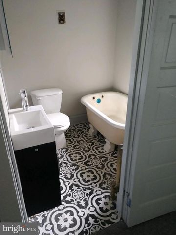 807 MERLIN ST, Bristol, PA 19007