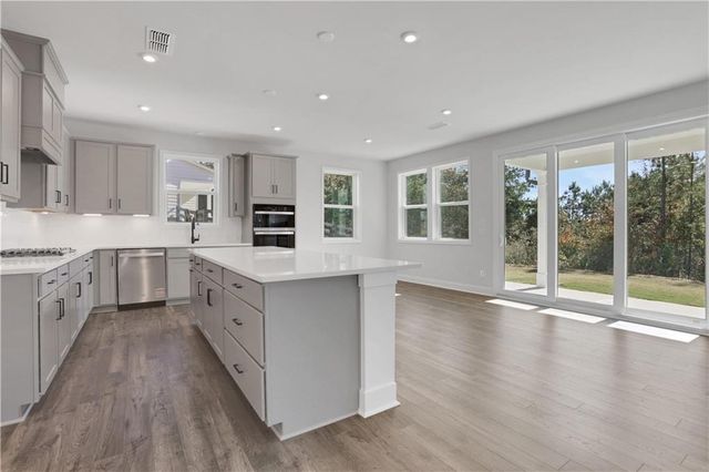 5113 Hillside Haven Drive, Powder Springs, GA 30127