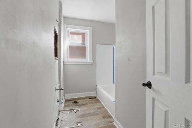 16188 Lawton Street, Detroit, MI 48221