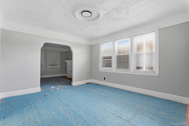 16188 Lawton Street, Detroit, MI 48221