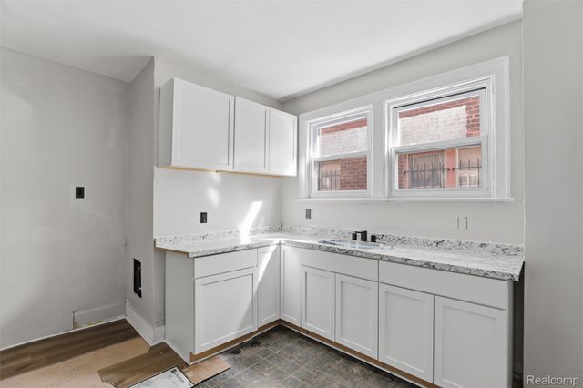 16188 Lawton Street, Detroit, MI 48221