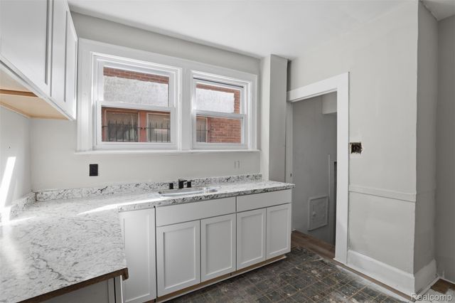 16188 Lawton Street, Detroit, MI 48221